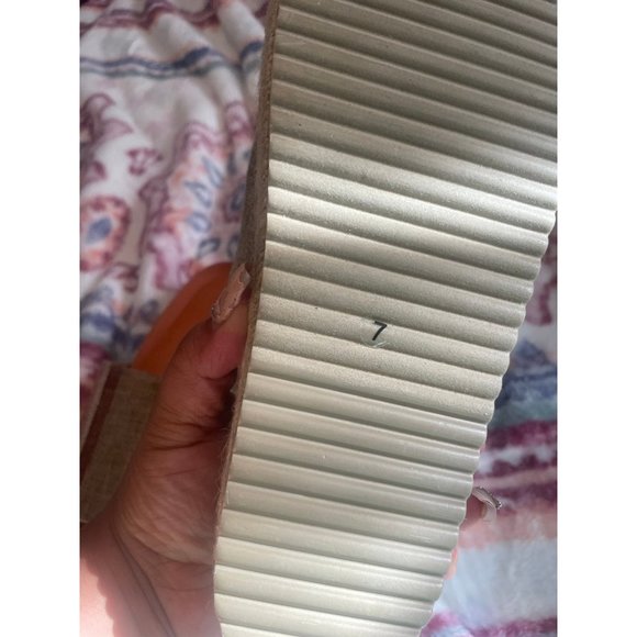 Sandals - Picture 7 of 7